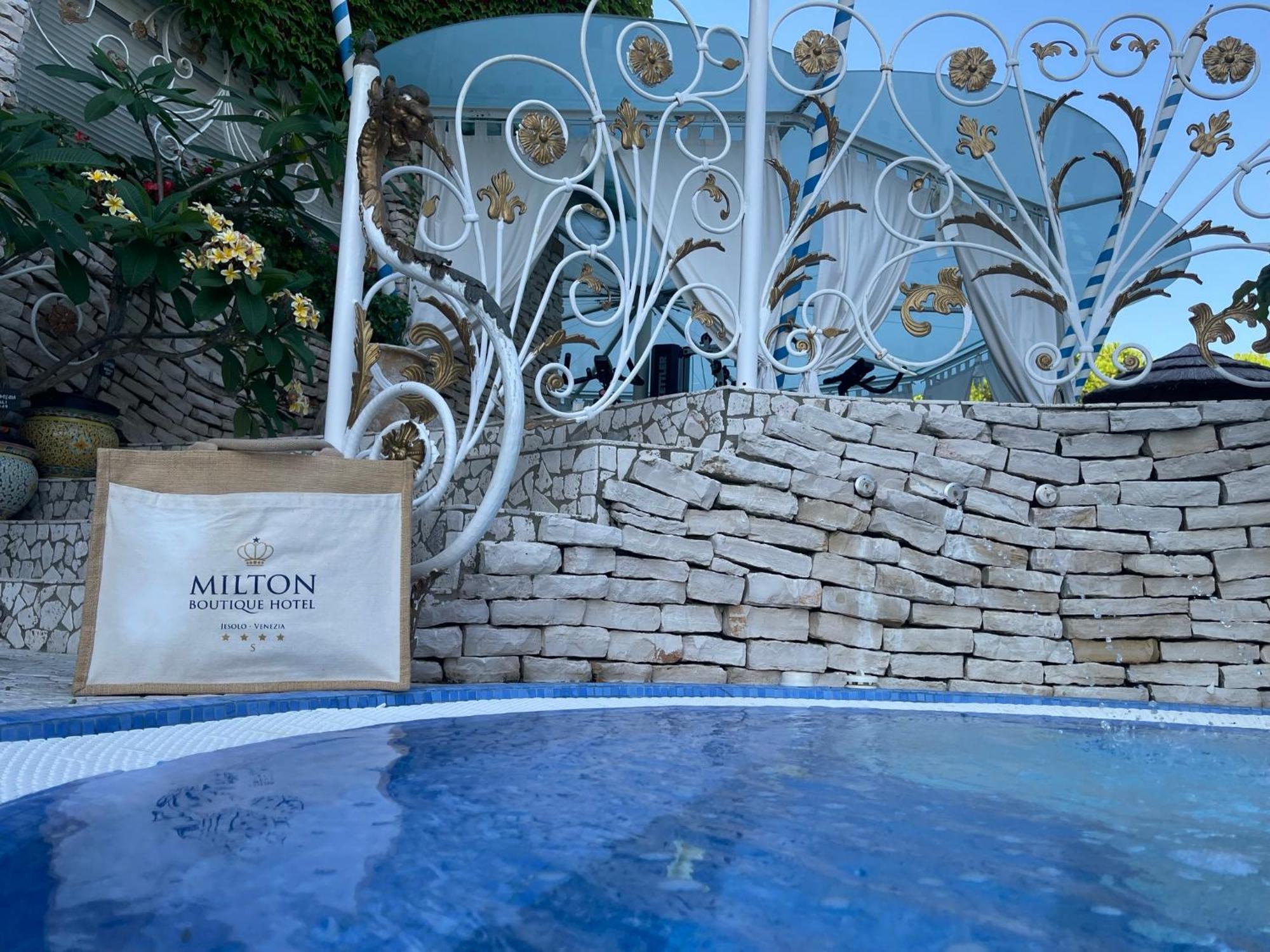 Milton Boutique Hotel - Adults Only リド・ディ・イエゾロ エクステリア 写真