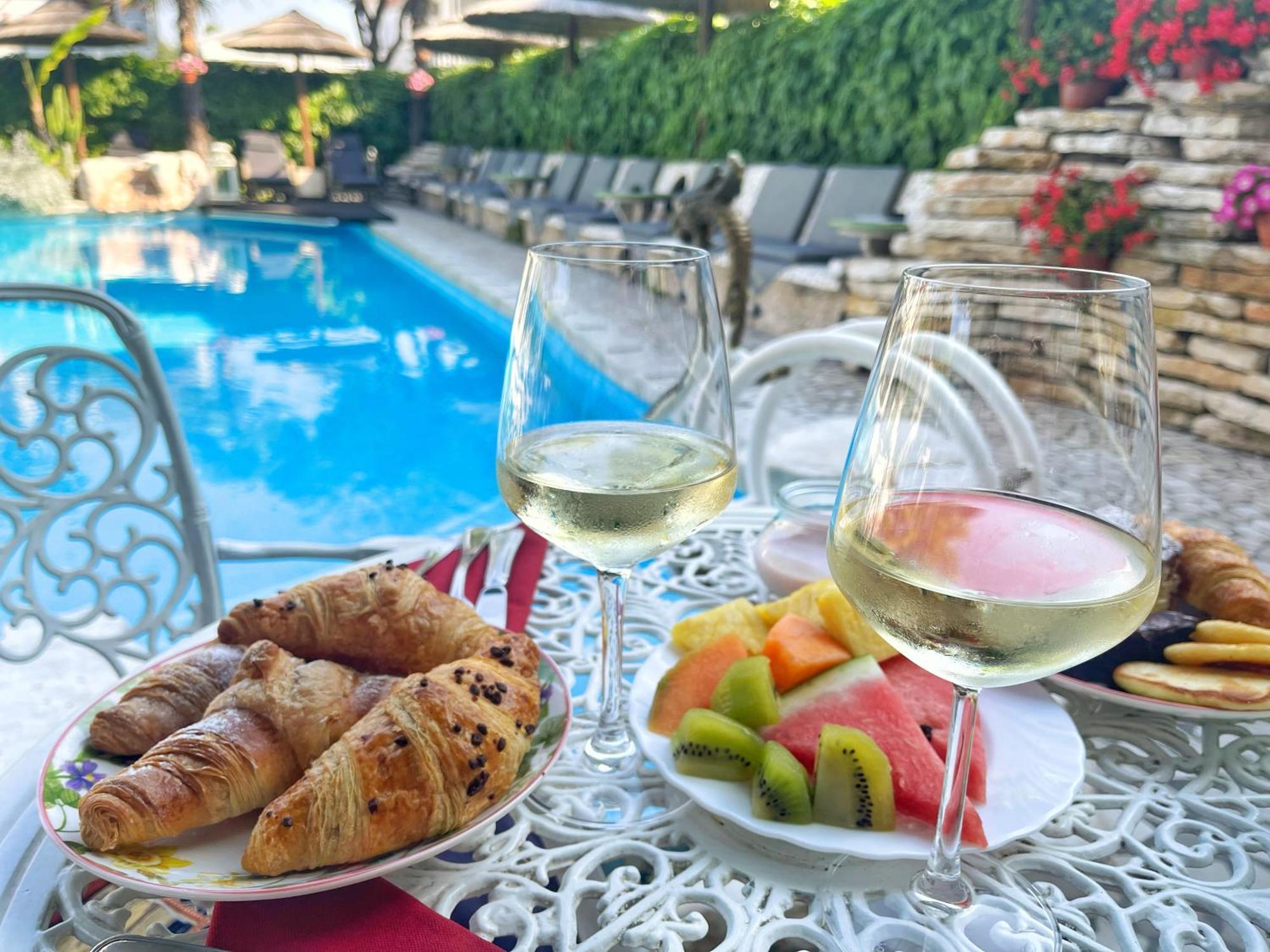 Milton Boutique Hotel - Adults Only リド・ディ・イエゾロ エクステリア 写真